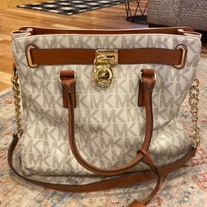 Michael Kors purse! EUC! Used two times! White with gold hardware.